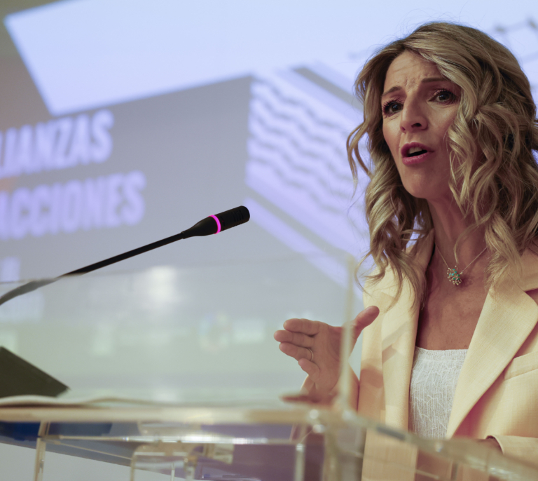 Sumar presiona al PSOE para que el Gobierno apruebe mañana el acuerdo alcanzado sobre permisos familiares