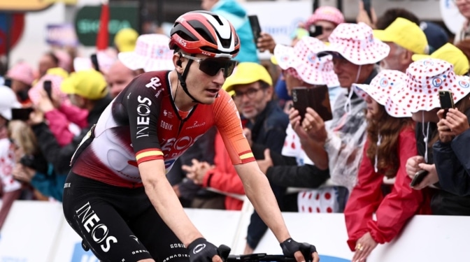 El ciclista español Carlos Rodríguez sufre una fractura de pelvis y abandona el Tour de Francia