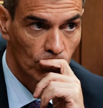 Sánchez pierde un millón de votos socialistas en un mes por el [...]