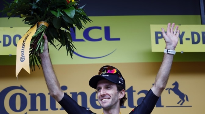 Simon Yates triunfa en la 10ª etapa de montaña del Tour de Francia 2025