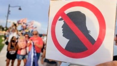 Trump ordena publicar parte del material del caso Epstein para tratar de calmar el descontento