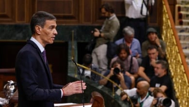 Sánchez anuncia una agencia anticorrupción y 'listas negras' y más multas para las empresas que paguen mordidas