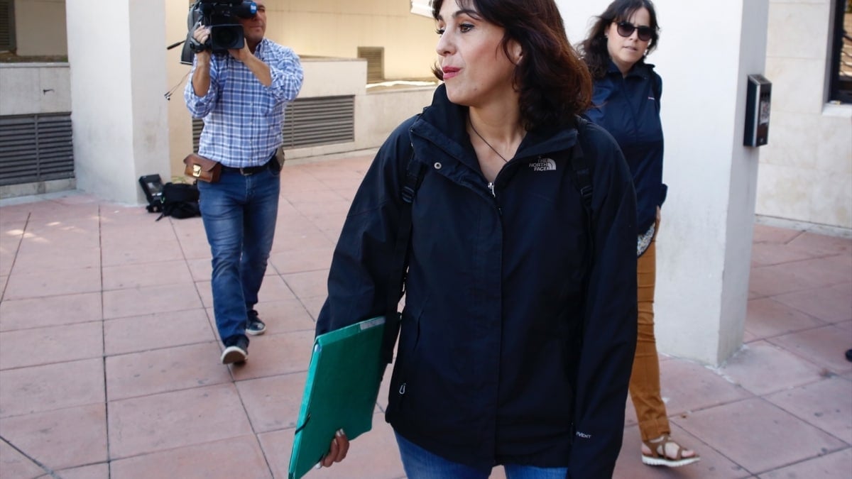 La Audiencia de Granada rechaza cancelar la entrega del hijo menor de Juana Rivas al padre