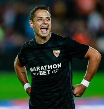 Chicharito Hernández se disculpa por sus comentarios machistas en una red social