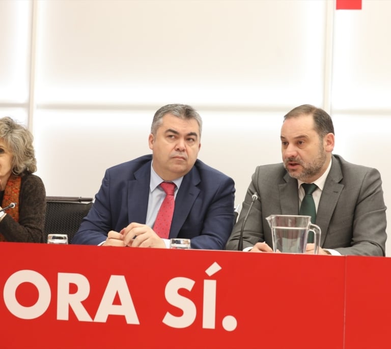 La UCO sigue el rastro del dinero para llegar a las mordidas de Cerdán y Ábalos