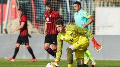 Mark Travers, procedente del Bournemouth, defenderá la portería del Everton