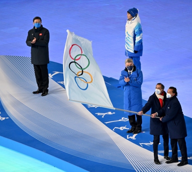 Investigan presunta corrupción en la construcción de la Villa Olímpica Invierno 2026