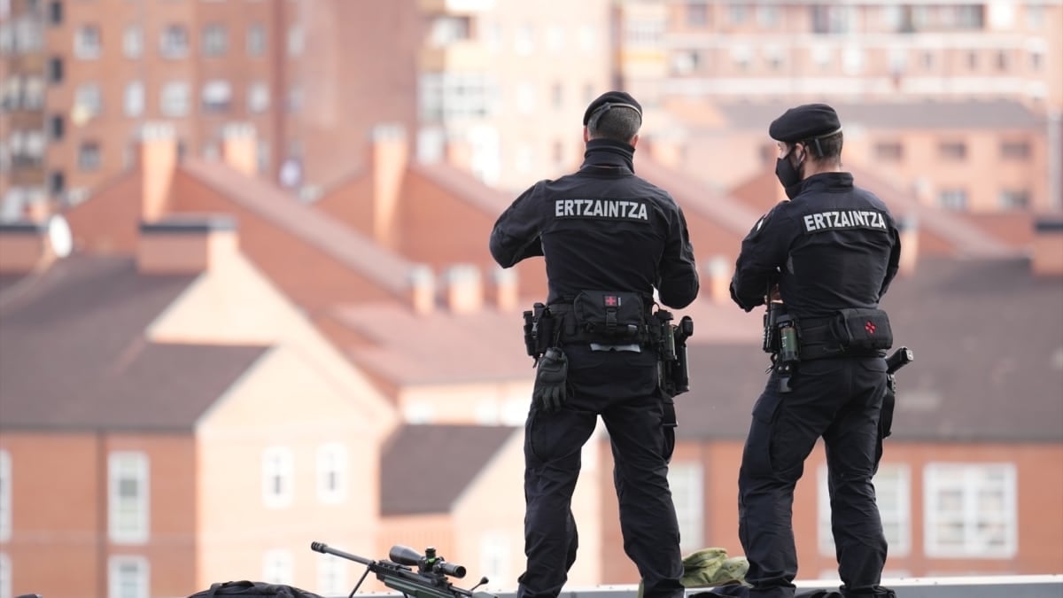 Heridos cuatro ertzainas en Ordizia tras ser agredidos por varias personas