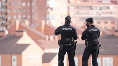 Heridos cuatro ertzainas en Ordizia tras ser agredidos por varias personas