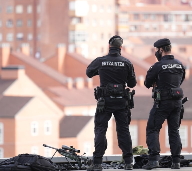 Heridos cuatro ertzainas en Ordizia tras ser agredidos por varias personas