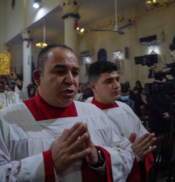 Un ataque israelí contra la única iglesia católica de Gaza mata a [...]