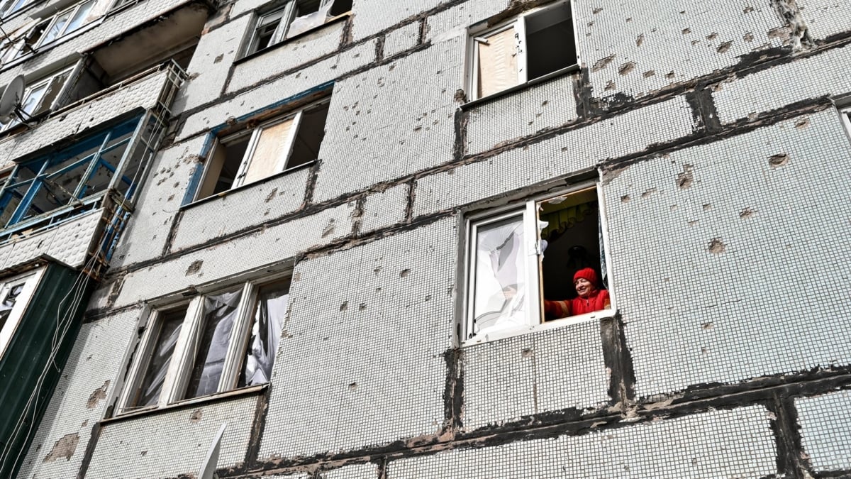 Un ataque ruso deja al menos 16 muertos al impactar en un centro penitenciario en Zaporiyia