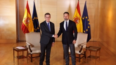 El PSOE se desploma y la derecha supera los 200 diputados, según las últimas encuestas