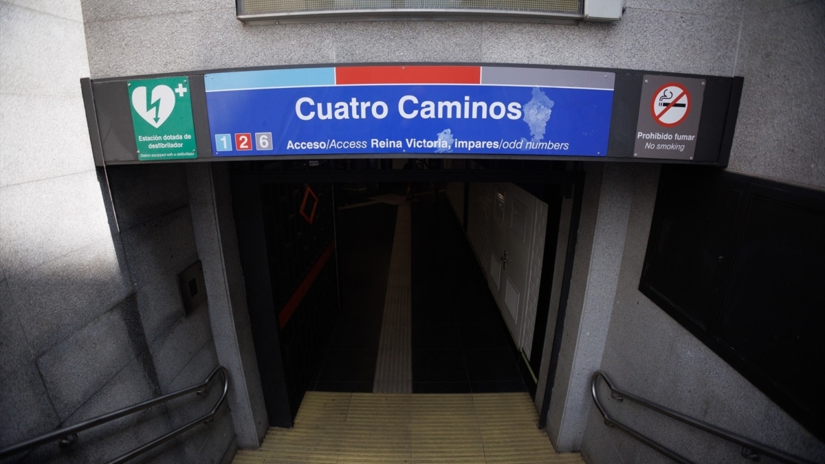 La parada de metro Cuatro Caminos.