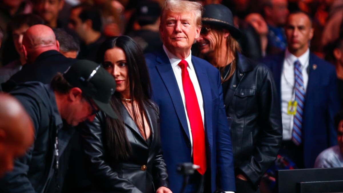 Donald Trump planea organizar un combate de UFC en la Casa Blanca