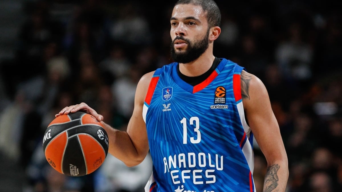Darius Thompson firma con Valencia Basket hasta 2028