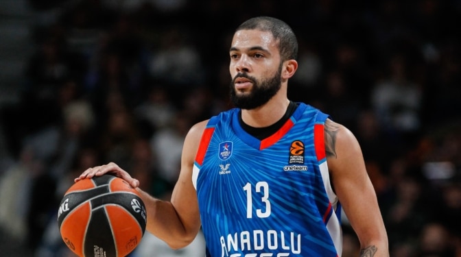 Darius Thompson firma con Valencia Basket hasta 2028