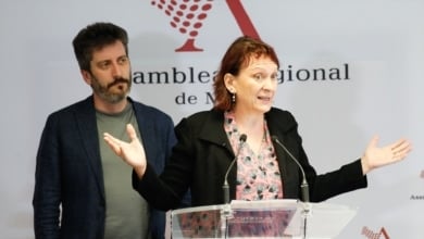 Podemos pide la dimisión de la delegada del Gobierno por inacción y culpa a Vox de la "cacería racista" en Torre Pacheco