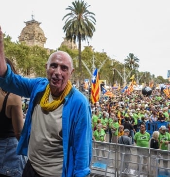 Rebelión en la ANC: una veintena de críticos de Lluís Llach dimite [...]
