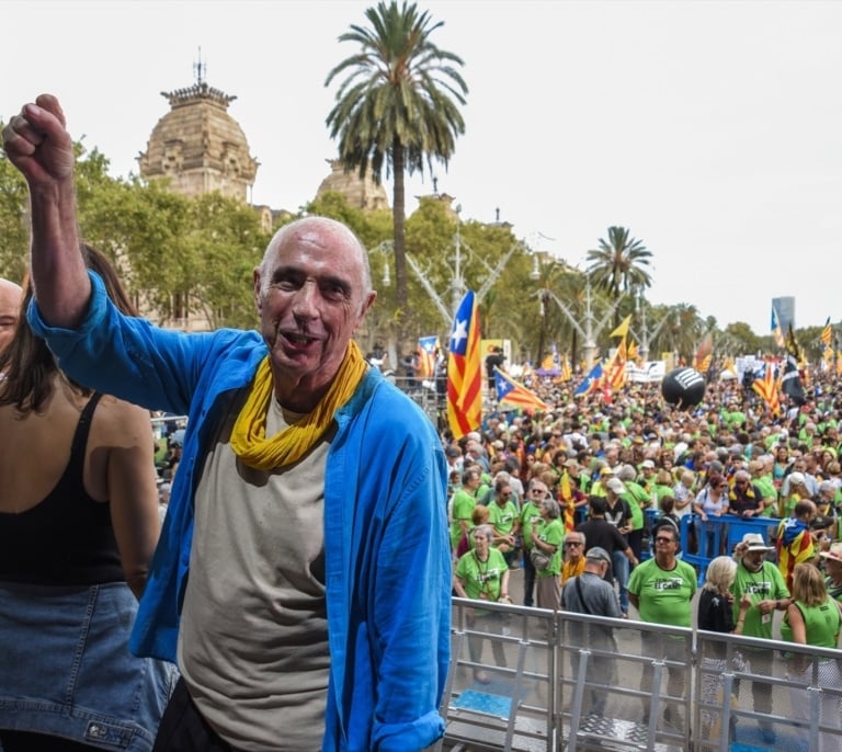 Rebelión en la ANC: una veintena de críticos de Lluís Llach dimite por su "inacción"