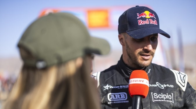 Sam Sunderland intentará batir récord mundial de vuelta al mundo en moto