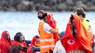 Dos pateras con 15 personas son rescatadas dentro en Mallorca