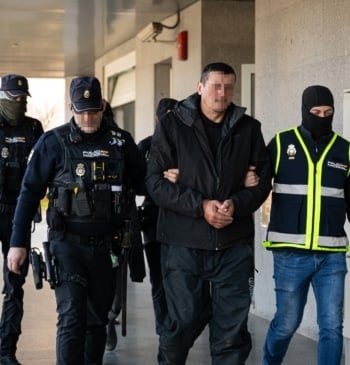 Detenidos dos integrantes de una red por narcotráfico y posesión de armas [...]