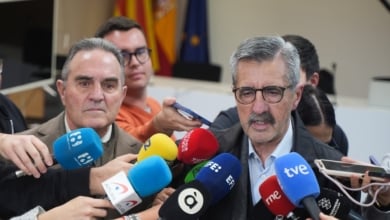 La Diputación de Valencia investiga los títulos del excomisionado de la DANA y de su mujer