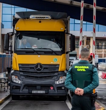 La prensa marroquí, sobre el cierre unilateral de las aduanas de Ceuta [...]