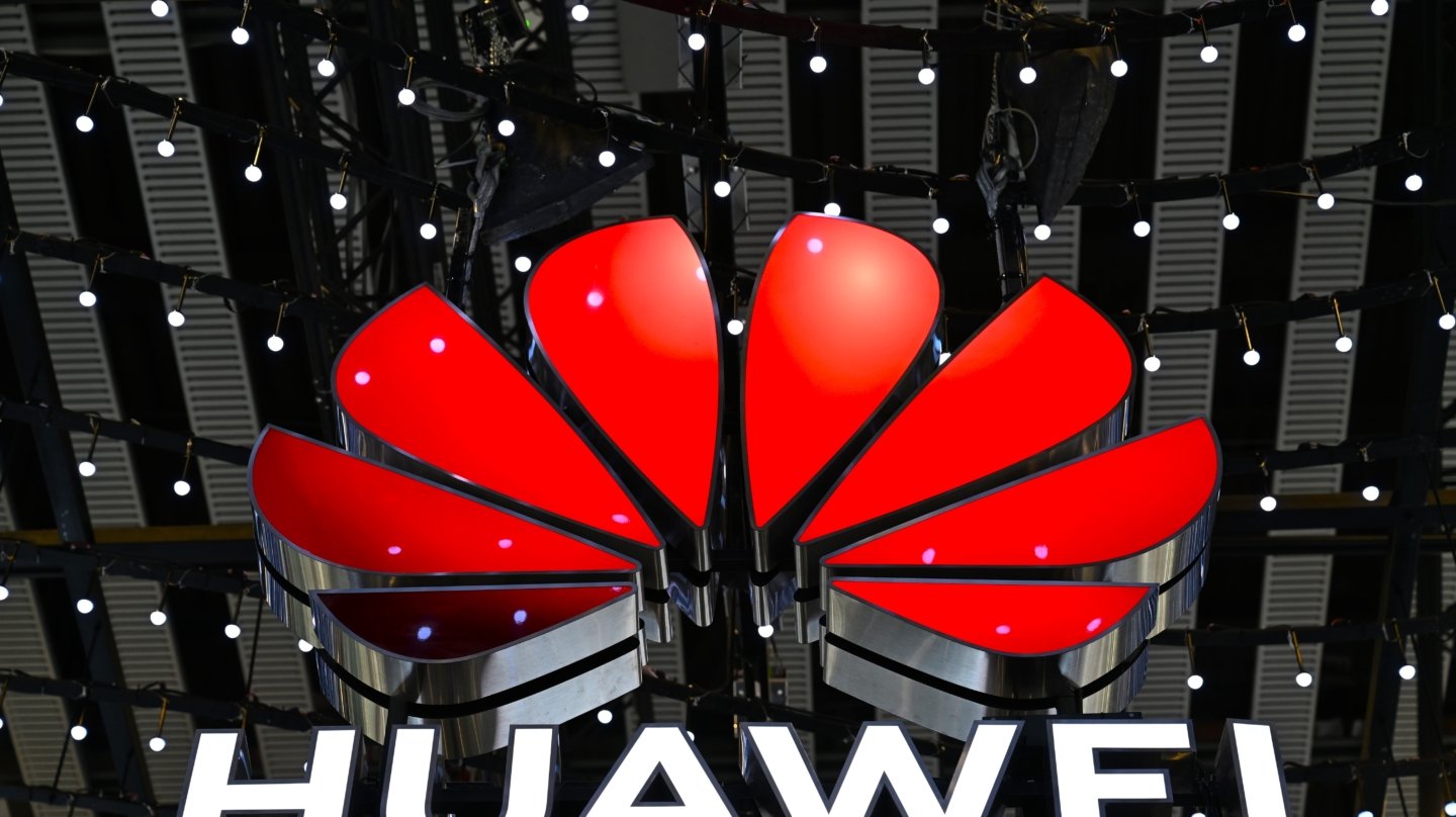 El logo de Huawei en el Mobile World Congress