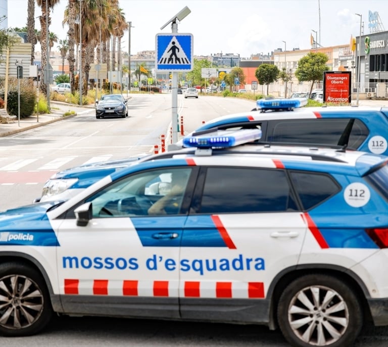 Detenido un joven por agredir sexualmente a una mujer en un piso de Barcelona