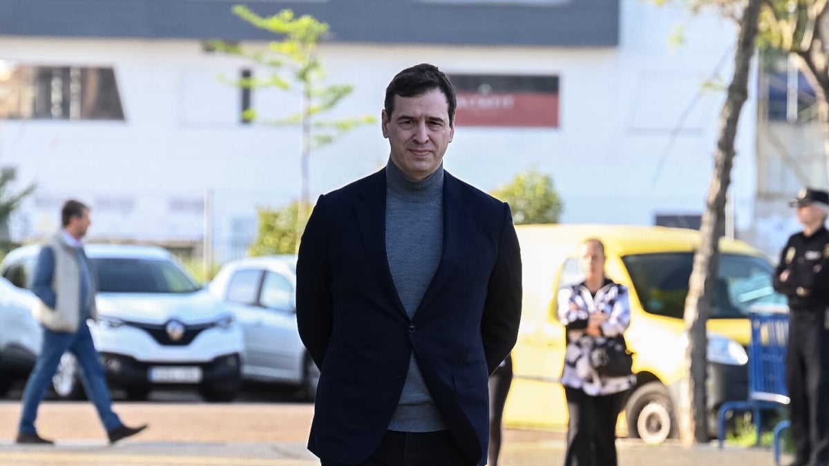 La juez acuerda no retirar el pasaporte al hermano de Pedro Sánchez "en este momento"