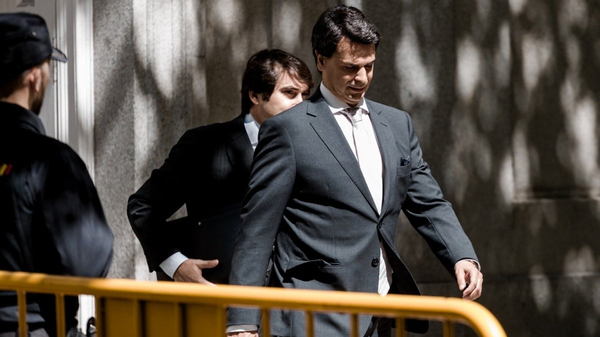 La juez confirma el procesamiento del novio de Ayuso por "claros indicios" de fraude con facturas falsas