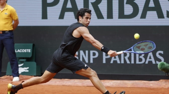 Jaume Munar vence a Marozsán (6-2, 6-3, 7-6) y se clasifica para tercera ronda de Wimbledon 2025