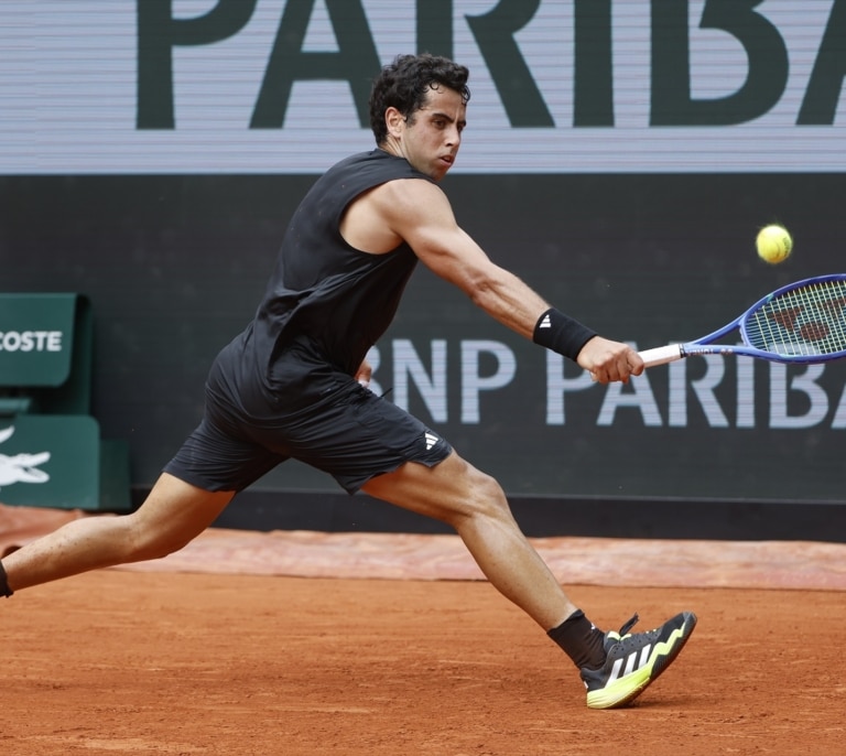 Jaume Munar vence a Marozsán (6-2, 6-3, 7-6) y se clasifica para tercera ronda de Wimbledon 2025