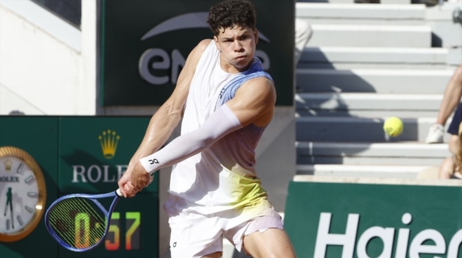 Shelton sentencia en 70 segundos con su saque y avanza a tercera ronda en Wimbledon