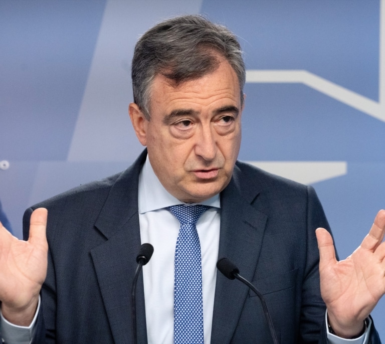 El PNV advierte a Sánchez de que sin "mayorías ni presupuestos" el Congreso "no es muy sostenible"