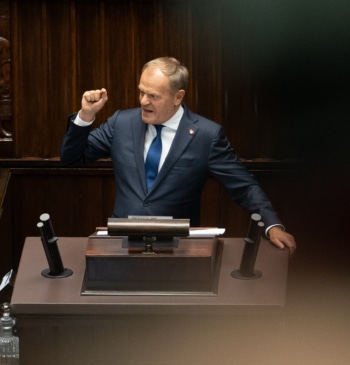 El primer ministro polaco rearma su gobierno para la lucha "contra el [...]