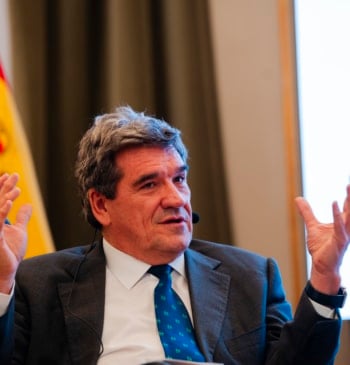 Dimite la exjefa económica de Rajoy que Escrivá fichó para el Banco [...]