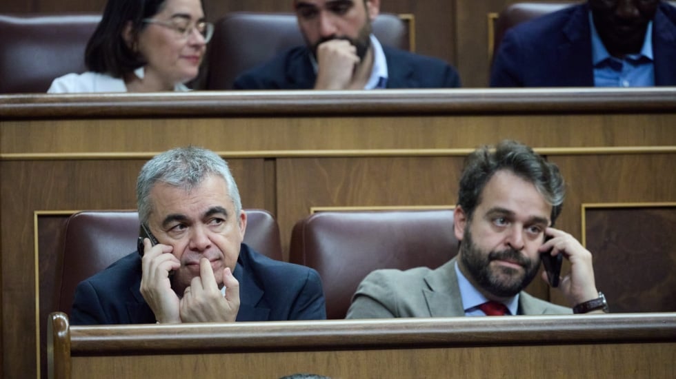Sánchez purga al círculo de confianza de Cerdán y saca a la portavoz de la dirección del PSOE