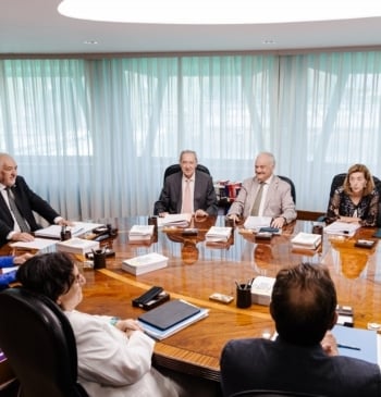 Pumpido, al rescate de Montoro