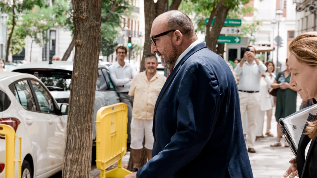 El exasesor del exministro José Luis Ábalos Koldo García sale de declarar en el Tribunal Supremo, a 23 de junio de 2025, en Madrid (España)