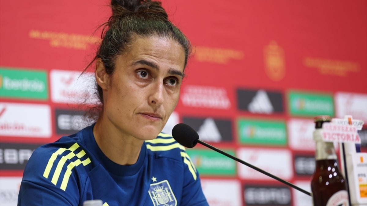 Montse Tomé, entrenadora de la selección española: "Tenemos defensas de mucho nivel, yo creo que no es una debilidad"