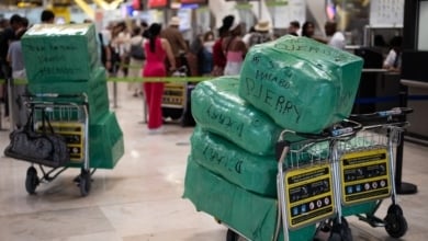 30 detenidos en Barajas por recoger maletas con 800 kilos de droga