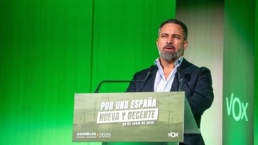 Abascal dice que es mentira que quiera deportar a ocho millones de inmigrantes: "No sabemos cuántos son"