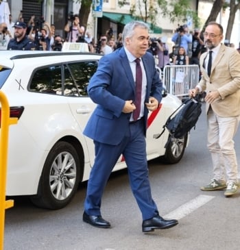 Cerdán pide al Supremo copia de los audios de Koldo y que [...]
