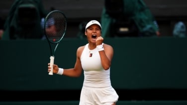 Emma Raducanu avanza con autoridad tras vencer a Marketa Vondrousova en Wimbledon
