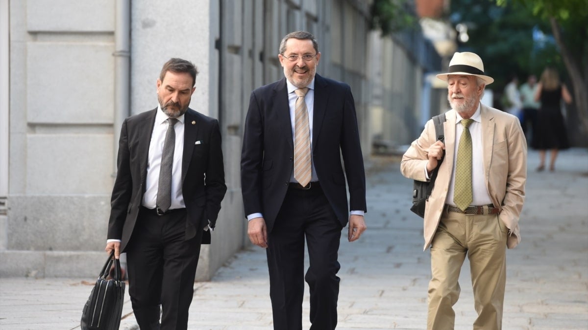 Uno de los empresarios confirma en el Supremo que se refería al PSOE como "ganadería" y que quiso ver a Santos Cerdán