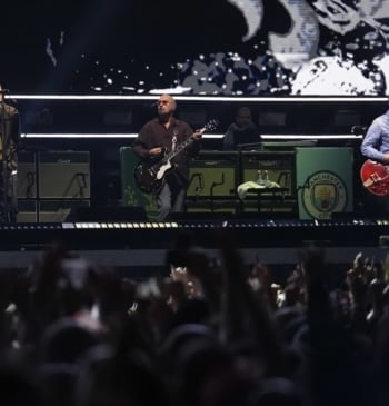 Los hermanos Gallagher se reencuentran en Cardiff: Oasis hace historia (y con [...]