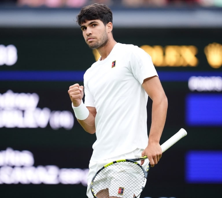 Alcaraz, por dolor físico, también renuncia al Masters 1000 de Toronto
